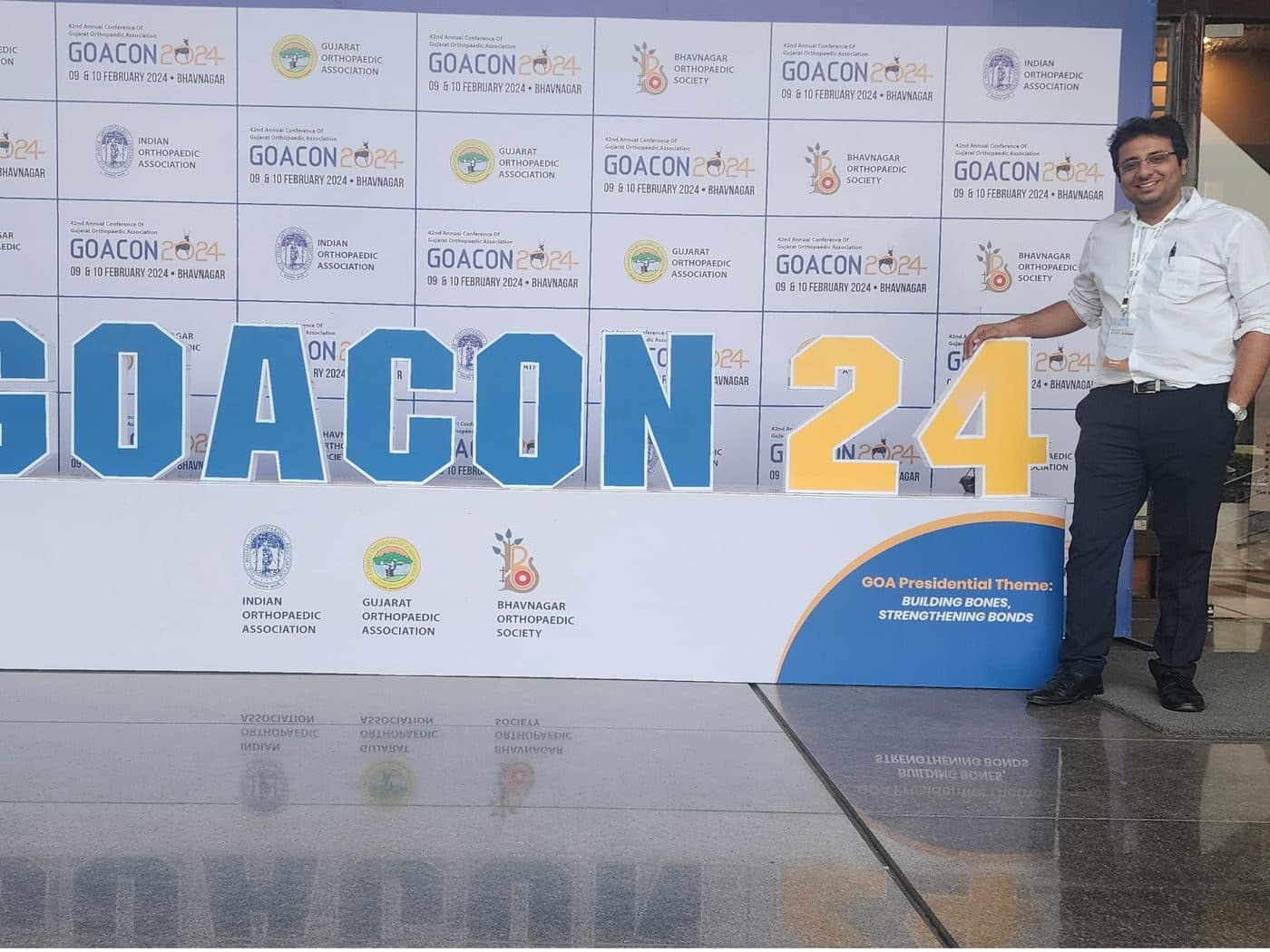 Dr. Yash Shah at the GOACON 2024 orthopaedic conference